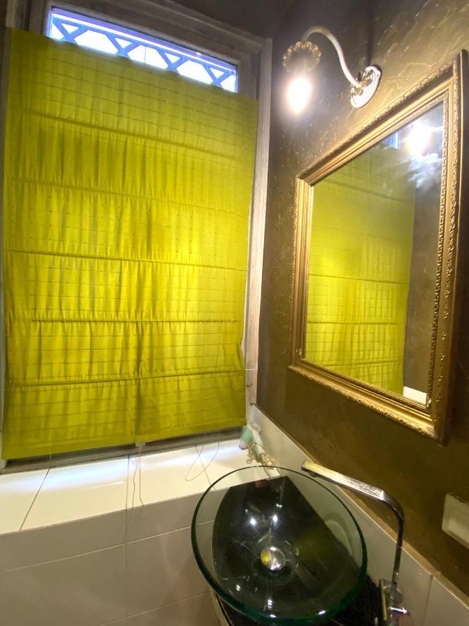 Апартаменти на вул. Валова 21/16а Львів Екстер'єр фото
